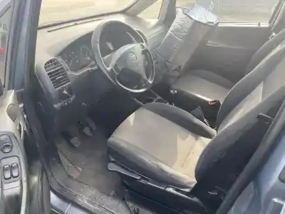 Veículo de Sucata opel zafira a blue line do ano 2005 alimentado y20dth