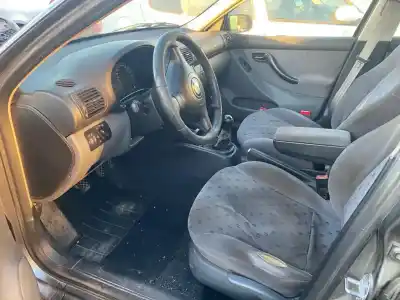 Veicolo di demolizione seat toledo (1m2) select dell'anno 2002 alimentato asv