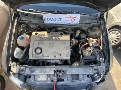 Veicolo di demolizione fiat                                               stilo (192)                                                                                                                                                                                                                                                1.9 jtd / 1.9 jtd 115 active dell'anno 2003 alimentato 192a1000