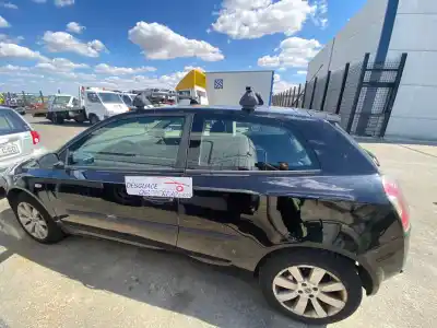 Veicolo di demolizione fiat stilo (192) 1.4 16v feel dell'anno 2007 alimentato 843a1000