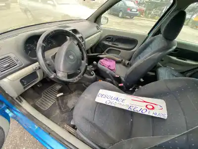 Здавання транспортного засобу renault   року 2001 потужний f9q r7