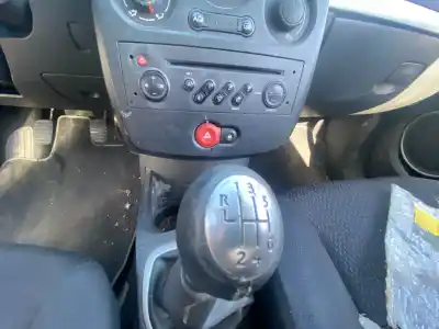 Scrapping Vehicle renault clio iii confort dynamique of the year 2007 powered k9k n7