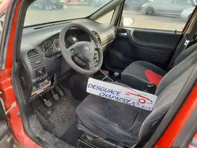 Veículo de Sucata opel zafira a blue line do ano 2004 alimentado y20dth