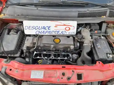 Veículo de Sucata opel zafira a blue line do ano 2004 alimentado y20dth