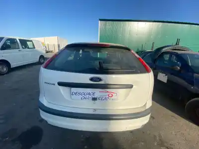 Veículo de Sucata ford focus berlina (cap) ambiente (d) do ano 2005 alimentado hwda