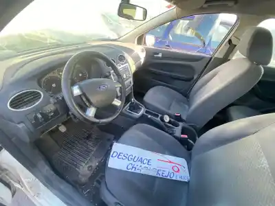 Veículo de Sucata ford focus berlina (cap) ambiente (d) do ano 2005 alimentado hwda