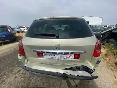 Veículo de Sucata peugeot 407 st confort do ano 2006 alimentado rhr