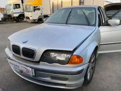 Здавання транспортного засобу BMW SERIE 3 BERLINA (E46)  року 2001 потужний 194E1G