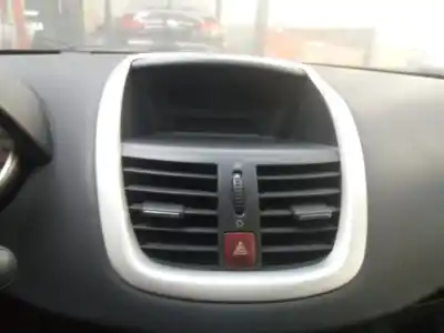 Scrapping Vehicle peugeot 207 1.4 16v vti cat (8fs / ep3) of the year 2008 powered kfvtu3a