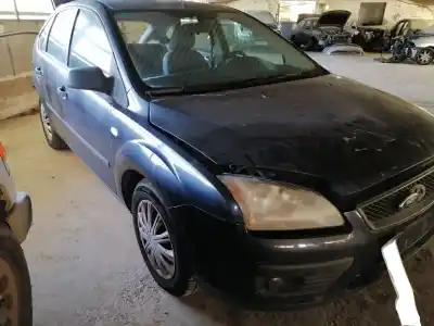 Sloopvoertuig ford focus berlina (cap) 1.6 16v cat van het jaar 2006 aangedreven hwda