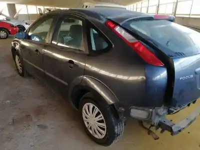 Sloopvoertuig ford focus berlina (cap) 1.6 16v cat van het jaar 2006 aangedreven hwda