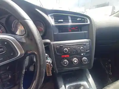 Veículo de Sucata citroen c4 lim. business do ano 2013 alimentado 9h06