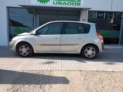 Здавання транспортного засобу renault scenic ii 1.6 16v року 2003 потужний k4m761
