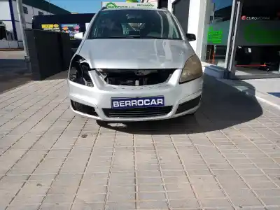 Veículo de Sucata opel zafira b cosmo do ano 2007 alimentado z19dt