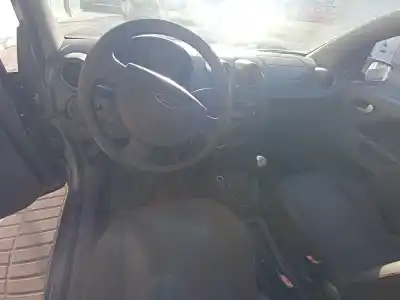 Veículo de Sucata ford fiesta (cbk) fun do ano 2003 alimentado 