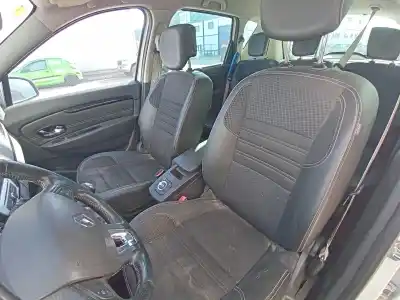 Здавання транспортного засобу renault scenic iii xmod bose року 2016 потужний h5f 404, h5f 408
