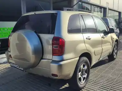 Здавання транспортного засобу toyota rav 4 (a2) 2.0 luna 4x4 (2003->) року 2000 потужний 1azfe