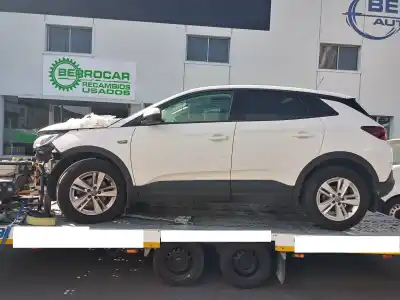 Veicolo di demolizione OPEL GRANDLAND X  dell'anno 2019 alimentato 
