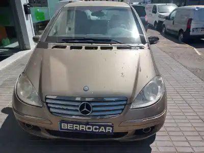 Здавання транспортного засобу MERCEDES-BENZ CLASE A (W169)  року 2004 потужний OM640941