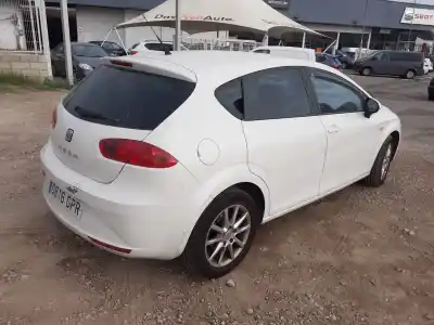 Veículo de Sucata seat leon (1p1) reference do ano 2009 alimentado bls