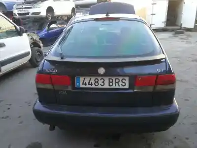 Veículo de Sucata saab 9-3 berlina 2.2 s tid do ano 2001 alimentado d223l