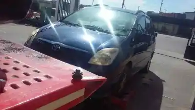 Scrapping Vehicle toyota corolla (_e12_) 2.0 d-4d (cde120_) of the year 2003 powered 1cdftv