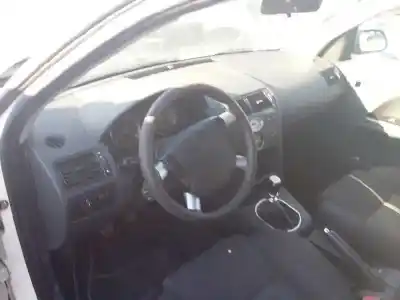 Veículo de Sucata ford mondeo berlina (ge) ambiente (06.2003->) (d) do ano 2003 alimentado fmba