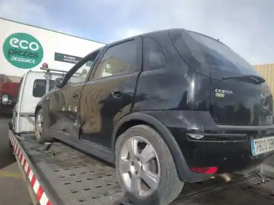 Vehicul casat opel corsa c cosmo al anului 2004 alimentat z12xep