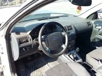 Veicolo di demolizione ford mondeo berlina (ge) ghia dell'anno 2004 alimentato chba