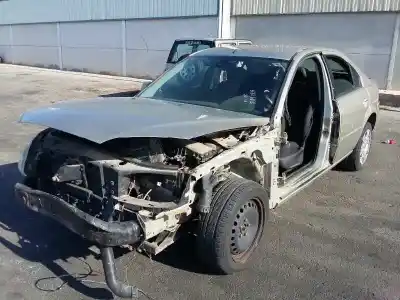 Veicolo di demolizione ford mondeo berlina (ge) ghia dell'anno 2004 alimentato chba