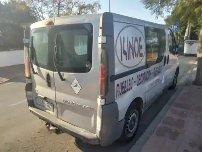 Veículo de Sucata opel vivaro combi 2.7t corto do ano 2004 alimentado f9qu7