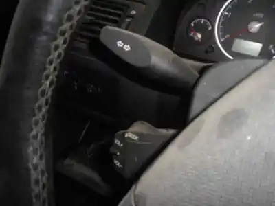 Veículo de Sucata ford mondeo berlina (ge) 2.0 tdci cat do ano 2002 alimentado fmba (v)