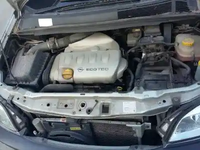 Sloopvoertuig opel zafira a elegance van het jaar 2002 aangedreven z18xe