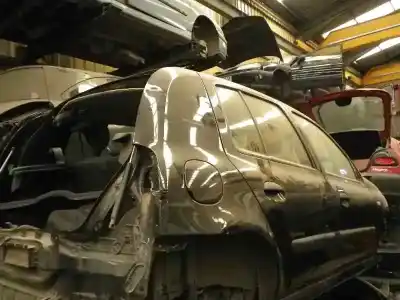 Утилизация автомобиля RENAULT CLIO II FASE II (B/CB0) 1.2 16V года 2001 питание D4FG7