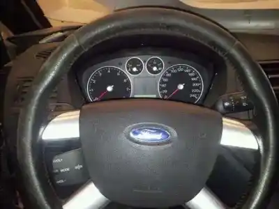 Утилизация автомобиля ford focus c-max (cap) 1.6 16v cat года 2003 питание hwda piezas