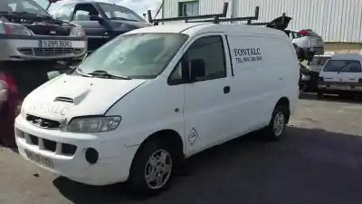 Veículo de Sucata hyundai h 1 h 1 combi con puerta de dos do ano 2004 alimentado d4bh