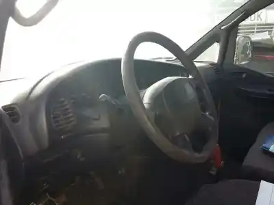 Veículo de Sucata hyundai h 1 h 1 combi con puerta de dos do ano 2004 alimentado d4bh