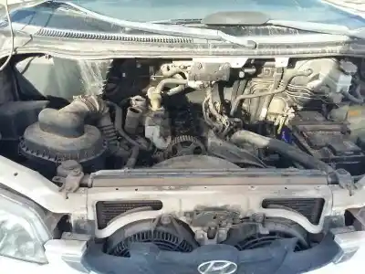 Veículo de Sucata hyundai h 1 h 1 combi con puerta de dos do ano 2004 alimentado d4bh