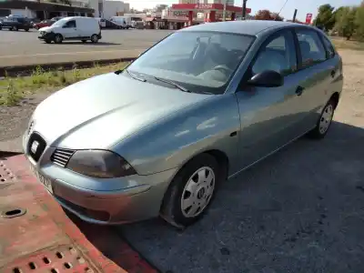 Véhicule à la ferraille SEAT                                               IBIZA (6L1)                                                                                                                                                                                                                                                Stella                                                                                                                                                                                                                                                     de l'année 2002 alimenté ATD