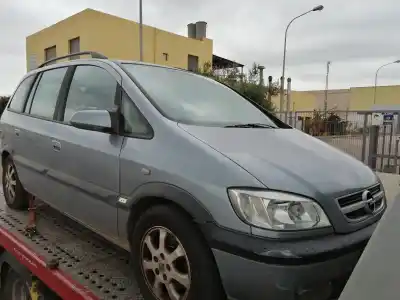 Sloopvoertuig opel zafira a comfort van het jaar 2003 aangedreven y20dth