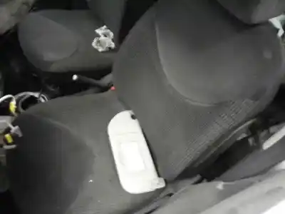 Vehicul casat citroen c3 * al anului 2006 alimentat 8hz ok