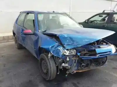 Véhicule à la ferraille citroen saxo 1.4 sx de l'année 1996 alimenté kfx