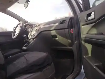 Veicolo di demolizione ford focus sportbreak (cap) ghia dell'anno 2004 alimentato g8da