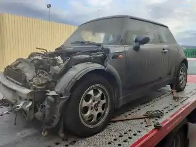 Veicolo di demolizione mini                                               mini (r50,r53)                                                                                                                                                                                                                                             cooper                                                                                                                                                                                                                                                     dell'anno 2004 alimentato w10b16a