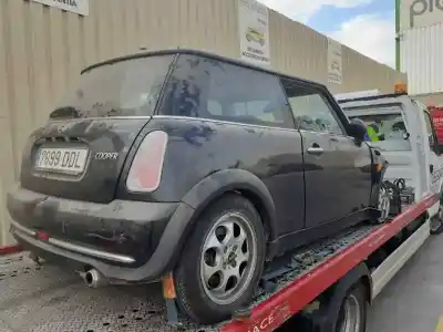 Veicolo di demolizione mini                                               mini (r50,r53)                                                                                                                                                                                                                                             cooper                                                                                                                                                                                                                                                     dell'anno 2004 alimentato w10b16a