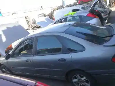 Veículo de Sucata renault laguna (b56) 1.8 mono cat do ano 1997 alimentado f3p676