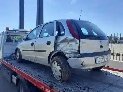 Veicolo di demolizione opel corsa c club dell'anno 2001 alimentato z12xe