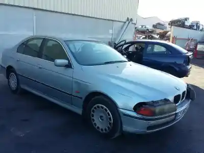 Veículo de Sucata bmw serie 5 berlina (e39) 520i do ano 1997 alimentado 206s3