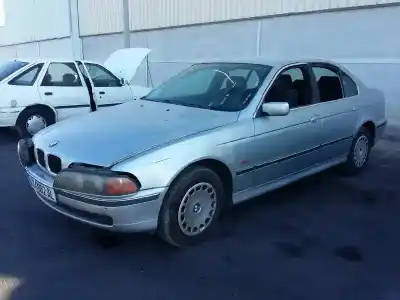 Veículo de Sucata bmw serie 5 berlina (e39) 520i do ano 1997 alimentado 206s3