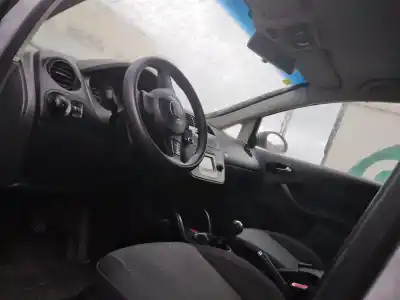 Sloopvoertuig seat toledo (5p2) stylance / style van het jaar 2004 aangedreven bkd